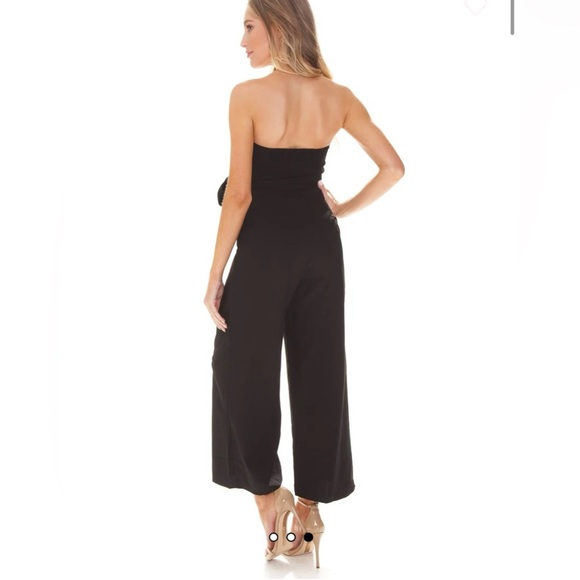 ASTR THE LABEL | NWT ZION STRAPLESS TIE WAIST WIDE LEG JUMPSUIT IN BLACK LARGE - Picture 4 of 15